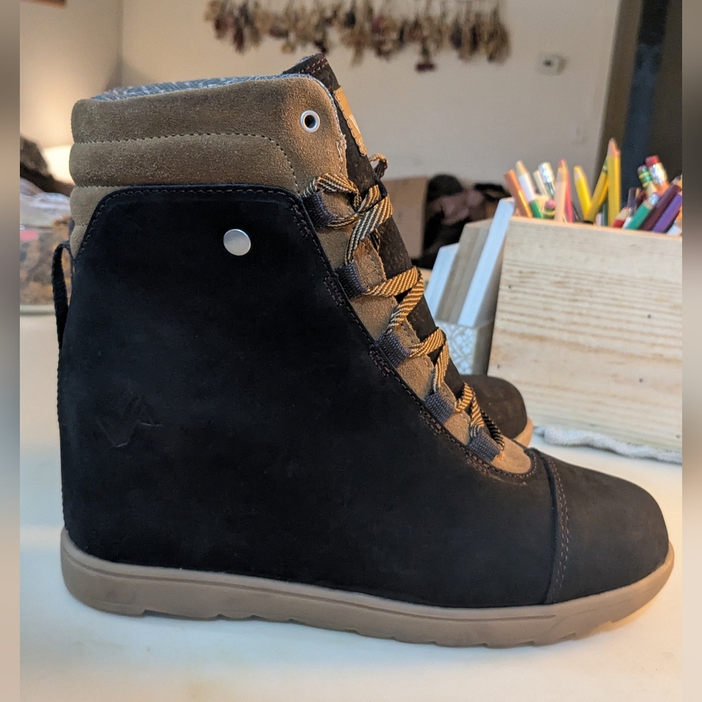 NWOT Sz 9 Forsake "Alma" Leather Wedge Booties In Chestnut And Black